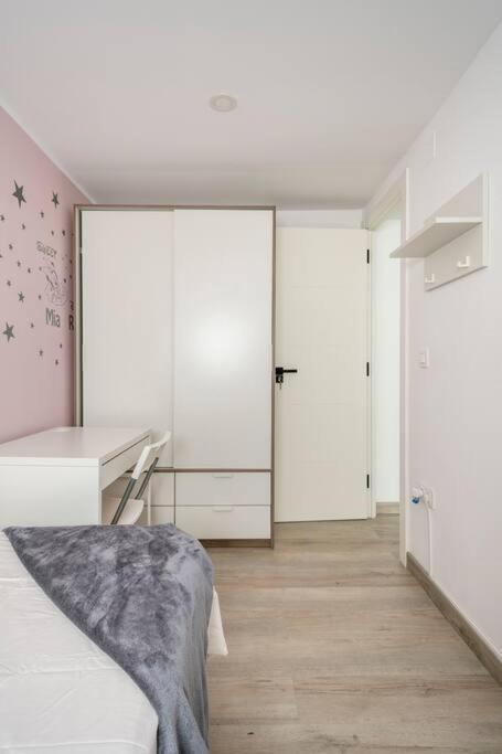 הוספיטלט דה יוברגאט Habitaciones Bonitas Y Comodas מראה חיצוני תמונה